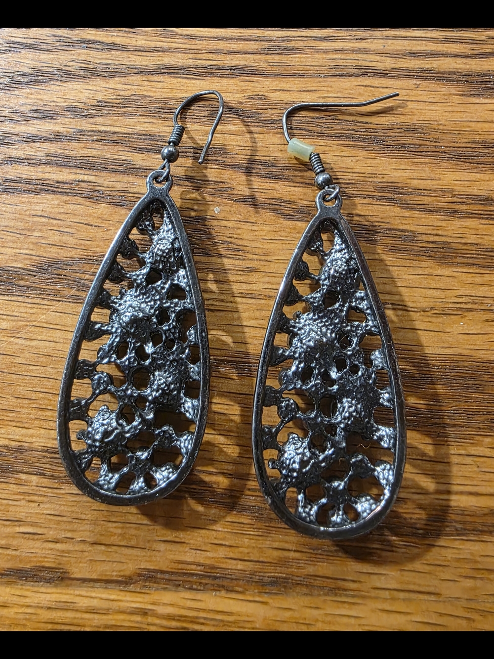 Black Teardrop Filigree Drop Earrings - Unbranded